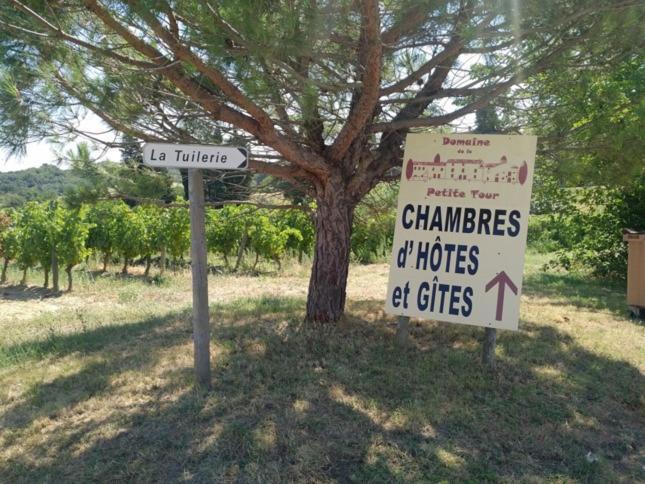Domaine De La Petite Tour Ξενοδοχείο Montréal Εξωτερικό φωτογραφία